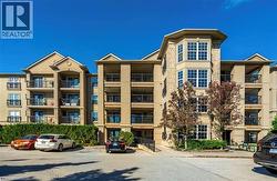 2075 APPLEBY Line Unit# 407  Burlington, ON L7L 7H3