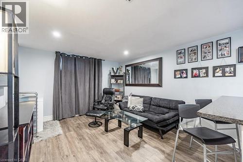 419 Talbot Street, Hamilton, ON - Indoor