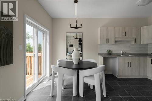 142 Willson Drive, Thorold, ON - Indoor Photo Showing Dining Room