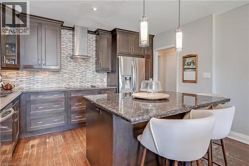 1153 Bellview Street, Burlington, ON - Indoor Photo Showing Kitchen With Upgraded Kitchen