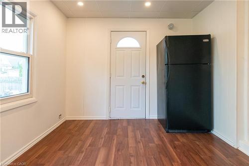 49 Province Street S, Hamilton, ON - Indoor Photo Showing Other Room