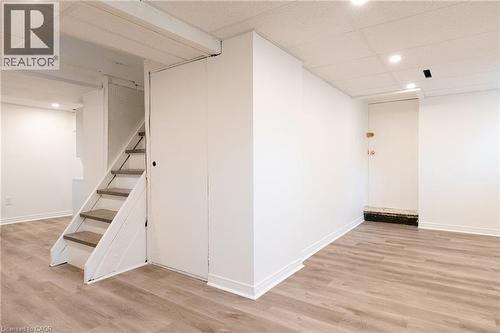 49 Province Street S, Hamilton, ON - Indoor Photo Showing Other Room