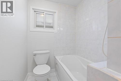 67 Old Carriage Drive, Kitchener, ON - Indoor Photo Showing Bathroom