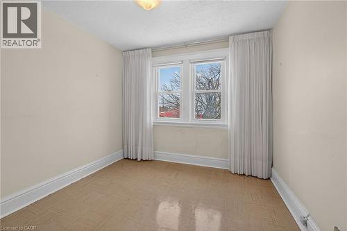 250 Glendale Avenue N, Hamilton, ON - Indoor Photo Showing Other Room