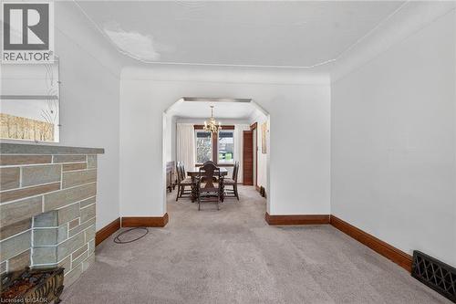 250 Glendale Avenue N, Hamilton, ON - Indoor Photo Showing Other Room