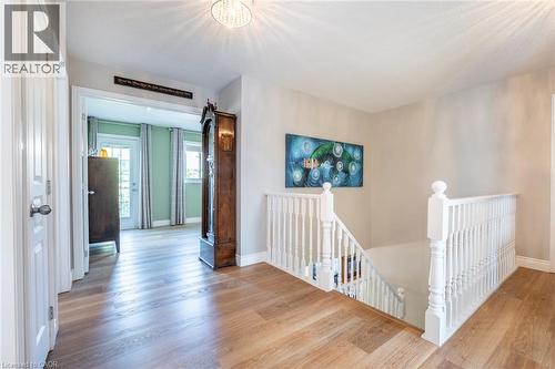 2338 Norland Drive, Burlington, ON - Indoor Photo Showing Other Room