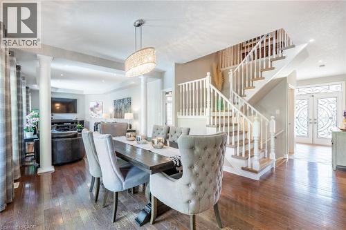 2338 Norland Drive, Burlington, ON - Indoor Photo Showing Dining Room