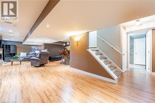 2338 Norland Drive, Burlington, ON - Indoor