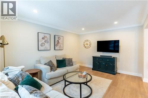 26 Rama Court, Hamilton, ON - Indoor Photo Showing Living Room