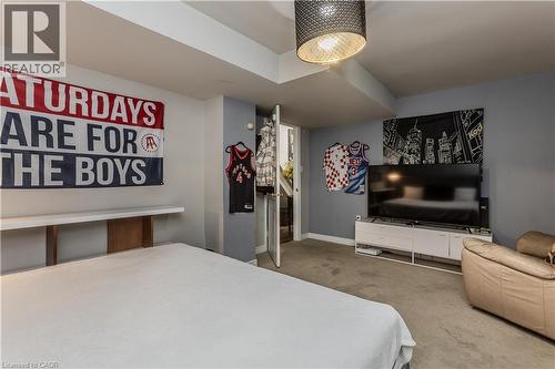 26 Grassyplain Drive, Mount Hope, ON - Indoor Photo Showing Bedroom