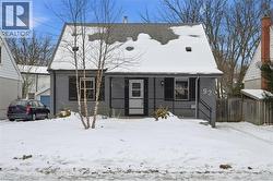 92 GARY Avenue  Hamilton, ON L8S 1Y5