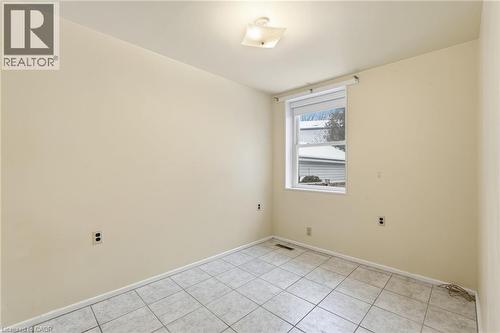 92 Gary Avenue, Hamilton, ON - Indoor Photo Showing Other Room