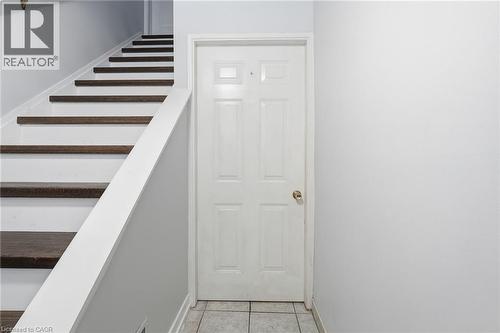 92 Gary Avenue, Hamilton, ON - Indoor Photo Showing Other Room