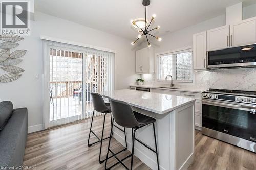 498 Karn Street, Kitchener, ON - Indoor Photo Showing Kitchen With Upgraded Kitchen