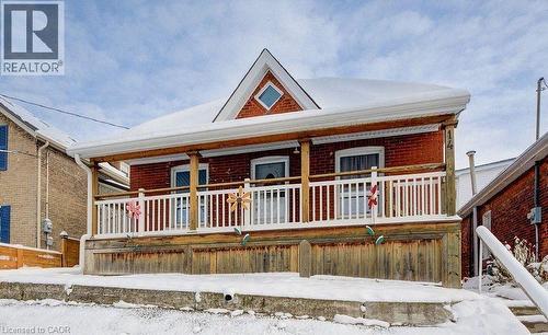 14 GRANDVIEW Street  Brantford, ON N3R 1Y4