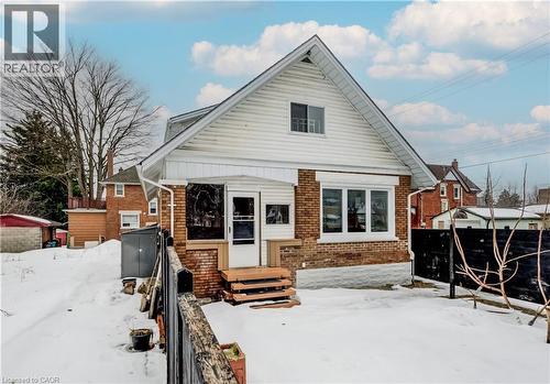 151 Courtland Avenue E, Kitchener, ON - Outdoor