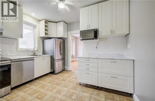 151 Courtland Avenue E, Kitchener, ON - Indoor Photo Showing Kitchen
