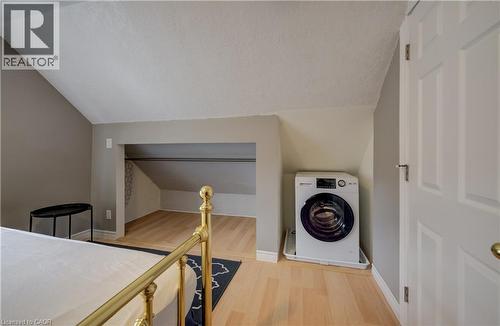 151 Courtland Avenue E, Kitchener, ON - Indoor Photo Showing Laundry Room
