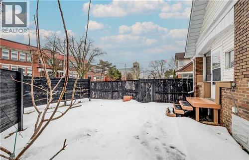 151 Courtland Avenue E, Kitchener, ON - Outdoor