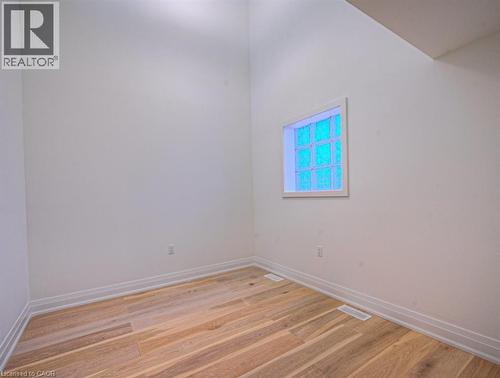 258 Hespeler Road Unit# 8, Cambridge, ON - Indoor Photo Showing Other Room