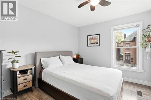22 Liberty Street, Hamilton, ON - Indoor Photo Showing Bedroom