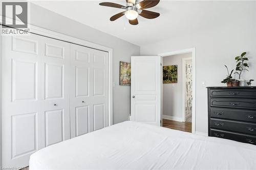 22 Liberty Street, Hamilton, ON - Indoor Photo Showing Bedroom