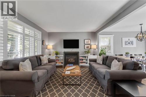 710 Hager Avenue, Burlington, ON - Indoor Photo Showing Living Room With Fireplace