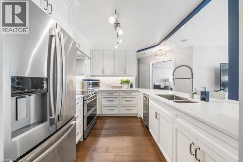 442 Maple Avenue Unit# 1101, Burlington, ON - Indoor Photo Showing Kitchen With Double Sink With Upgraded Kitchen
