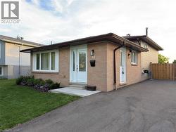 47 ODESSA Street Stoney Creek, ON L8J 1A3