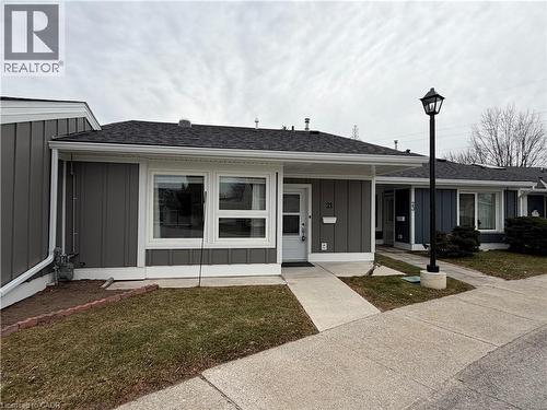 21 Gates Lane, Hamilton, ON - Outdoor