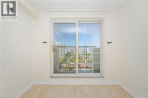 135 James Street S Unit# 1605, Hamilton, ON - Indoor Photo Showing Other Room