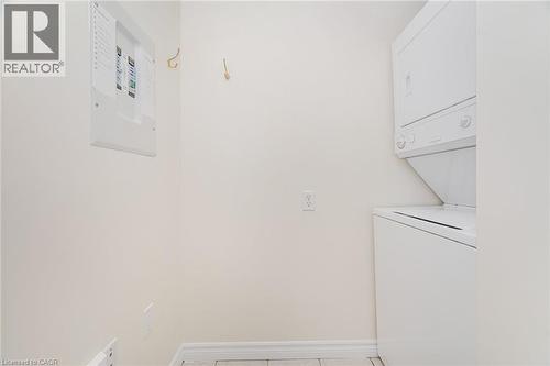 135 James Street S Unit# 1605, Hamilton, ON - Indoor Photo Showing Laundry Room