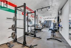 Rear main floor commercial space building  Gym - commercial space - 