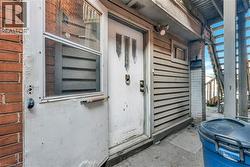 Entrance to property - 