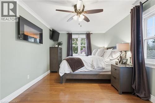 86 Elm Street, Brantford, ON - Indoor Photo Showing Bedroom