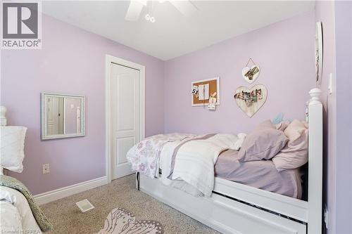 86 Elm Street, Brantford, ON - Indoor Photo Showing Bedroom