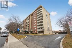 1425 GHENT Avenue Unit# 304  Burlington, ON L7S 1X5
