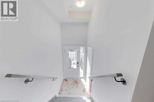 588 Rapids Lane, Mississauga, ON - Indoor Photo Showing Other Room