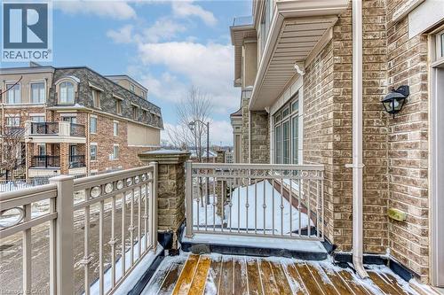 2435 Greenwich Drive Unit# 74, Oakville, ON - Outdoor