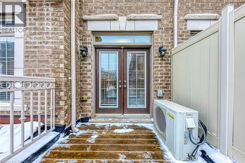 2435 Greenwich Drive Unit# 74, Oakville, ON - Outdoor
