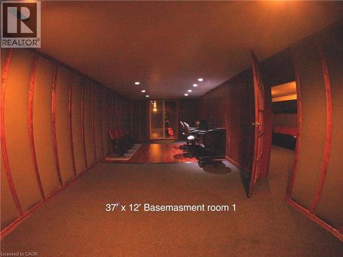 160 Erb Street E, Waterloo, ON - Indoor Photo Showing Other Room