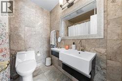 Primary Bedroom Ensuite - 