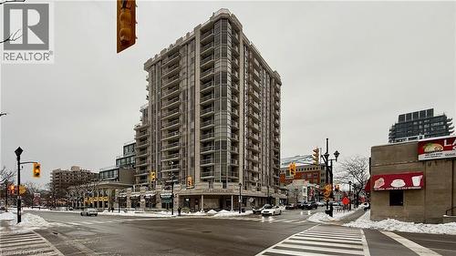 1477 LAKESHORE Road Unit# 702  Burlington, ON L7S 1B5