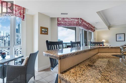 1477 Lakeshore Road Unit# 702, Burlington, ON - Indoor