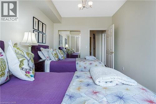 1477 Lakeshore Road Unit# 702, Burlington, ON - Indoor Photo Showing Bedroom
