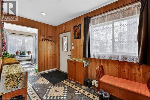 5270 Second Avenue, Niagara Falls, ON - Indoor Photo Showing Other Room