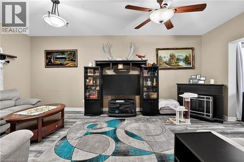 5270 Second Avenue, Niagara Falls, ON - Indoor