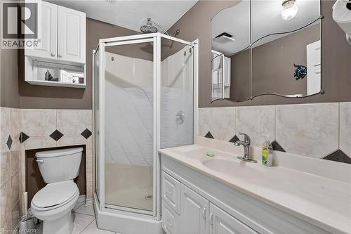 5270 Second Avenue, Niagara Falls, ON - Indoor Photo Showing Bathroom