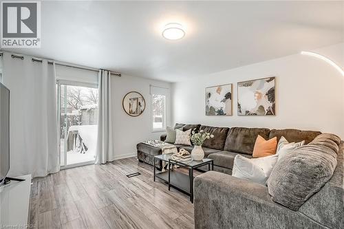 173 London Street N, Hamilton, ON - Indoor Photo Showing Living Room