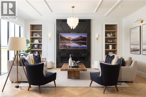46 Second Street, Oakville, ON - Indoor